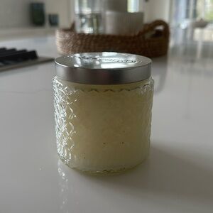 Good Canyon white citrus 16 oz new candle